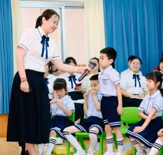 给孩子留出充足的游戏和运动时间让他们